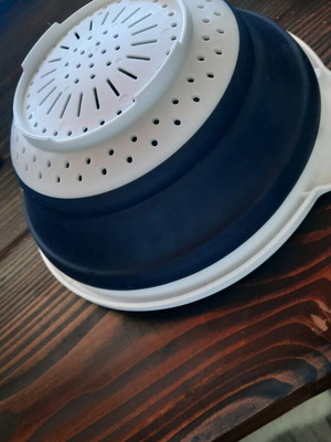 Colander new, diameter 0.23