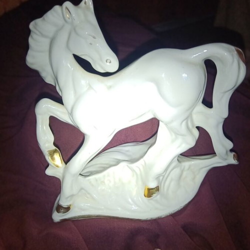 Bavaria Porcelain Horse like new