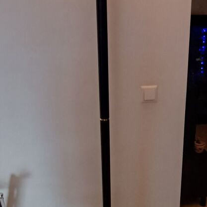 Floor lamp 1.85m with dimmer, like new, black color