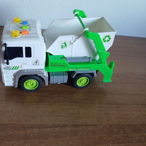 Recycling truck toy used with sound