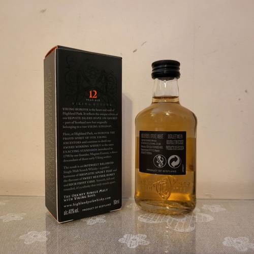 Highland Park 12yo whisky miniature new, glass bottle 50ml
