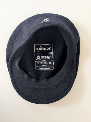Kangol wool flat cap like new, medium, dark blue