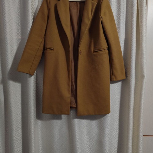 Camel short coat like new, size M, 100% polyester