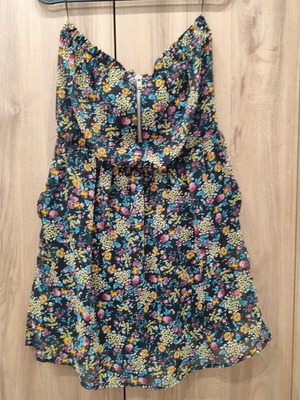 Stradivarius Y2k floral strapless mini dress with zipper and pockets