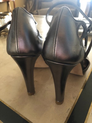 Gray platform sandals new, size 40