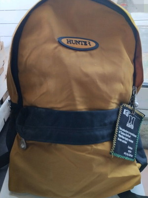 Hunter backpack new in dark yellow