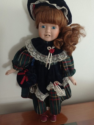 Porcelain doll like new
