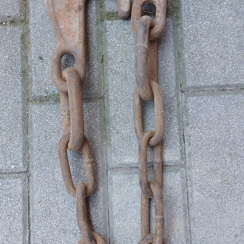 Heavy-Duty Chains with Hooks used, 3.5 meters each