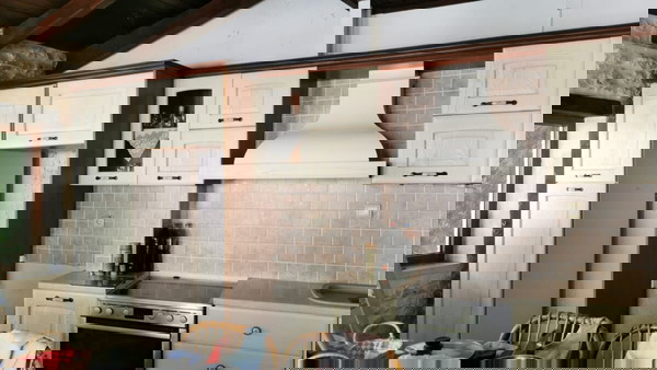 Πωλείται κουζίνα λόγω ανακαίνισης