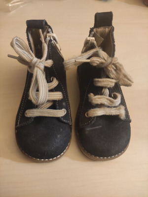 Baby shoes boots used, size 21