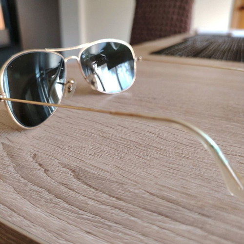 Ray-Ban sunglasses like new, original, green and gold