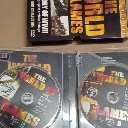 The World In Flames Three DVD Box Set like new