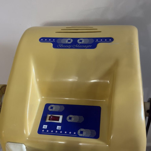 Anticellulite massage machine used, missing work strap, with base