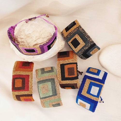 Handmade macrame bracelet with geometric design, new