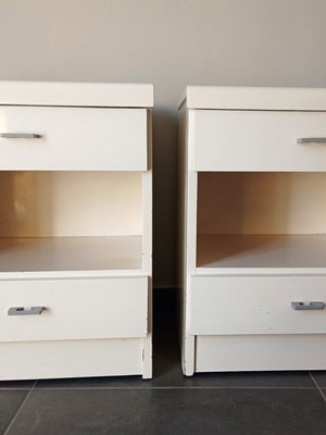 White nightstands set with drawers used, pack of 2