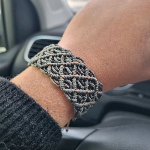 Handmade macrame bracelet new