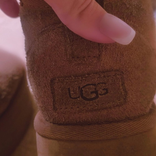 Ugg mini platform boots, chestnut, size 37