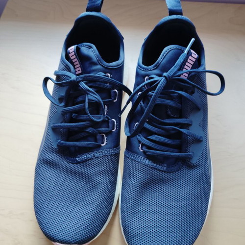 Puma sports sneakers new, size 41