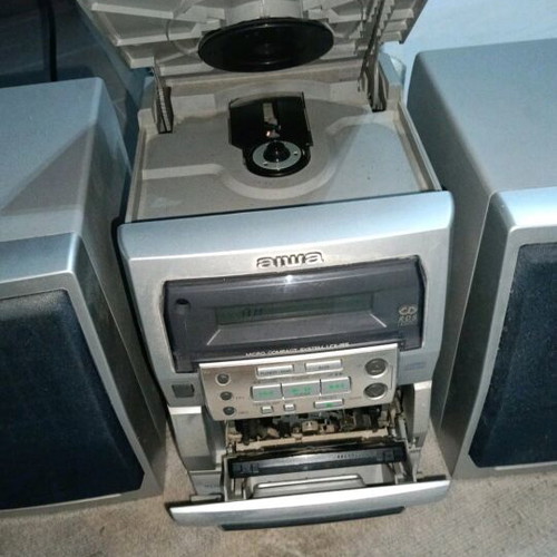 Aiwa LCX-155EZ stereo system used, vintage 90s, cassette, radio, CD not working