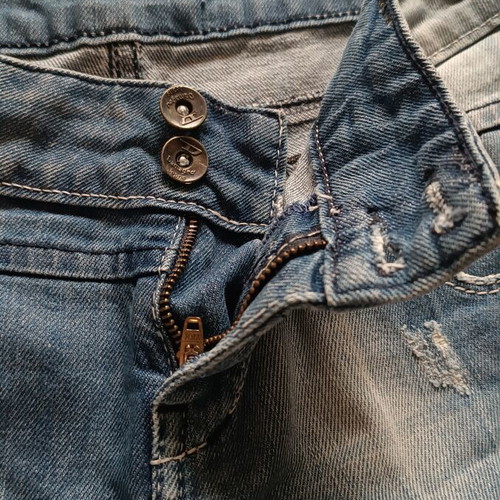 Damaged Superior Design denim bermuda shorts like new, size L