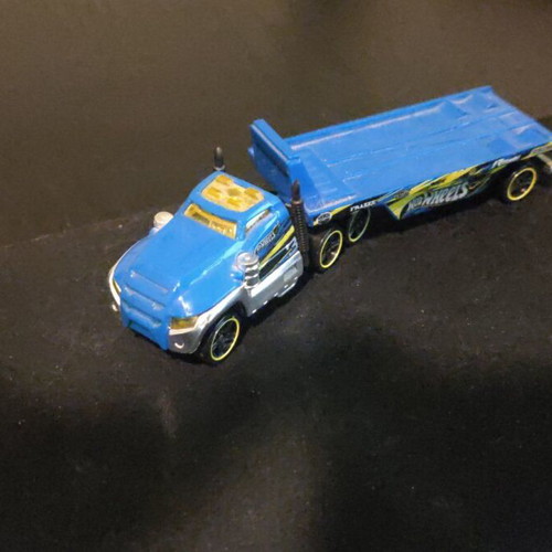 Hot Wheels Track Stars Trucks Road Rally used 2017
