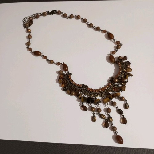 Metal vintage necklace with rhinestones and beads new