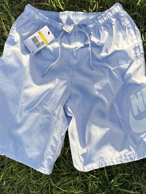 Nike shorts new, size S, blue