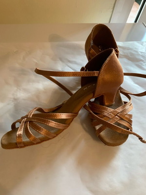 Women's Latin dance shoes like new, size 37 brown and gold