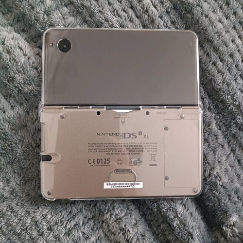 Nintendo DS XL case like new