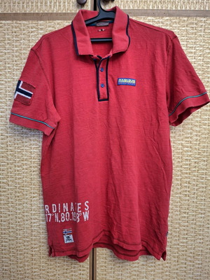 Napapijri original red t-shirt like new, size M