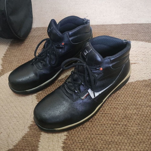 Giasco Cienzo S3 safety boots used, size 44, black