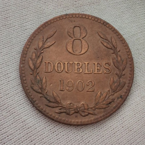 8 Doubles Guernsey 1902 coin used