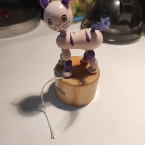 Eichhorn wooden cat figure like new