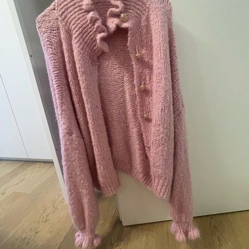 Wool cardigan new, pink, sizes M and L