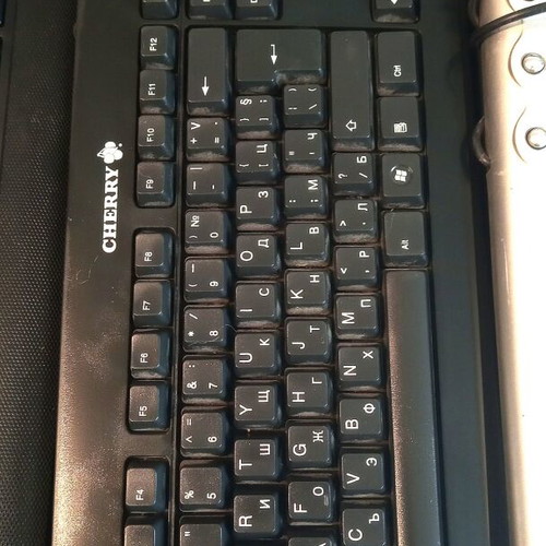 Computer keyboards used, set of 2