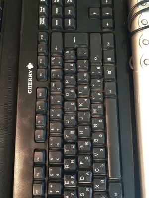 Computer keyboards used, set of 2