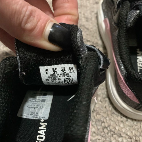 Puma athletic shoes like new, size 23, pink and silver