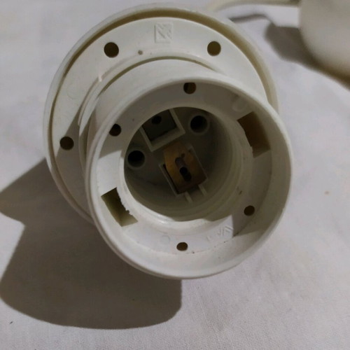 Lamp holder 0.65 cm length like new