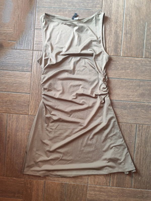 Mini sleeveless beige dress with gathers new from H&M, size L