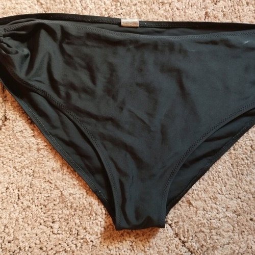Swimwear bottom black size XXL like new