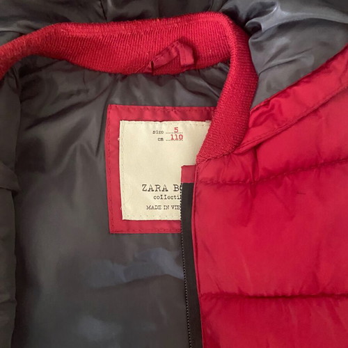 Zara sleeveless jacket used, red with gray, 4-5 years, 110 cm