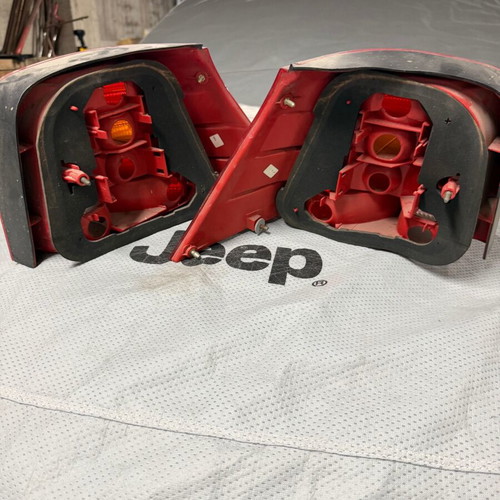 Golf 4 rear light pair, genuine, like new
