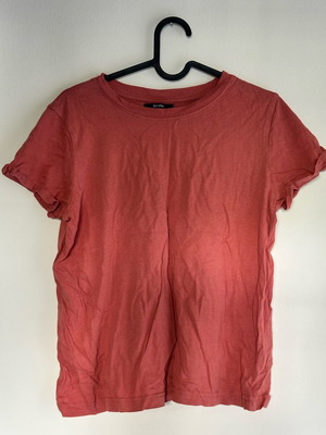 Bershka short-sleeve shirt size M like new
