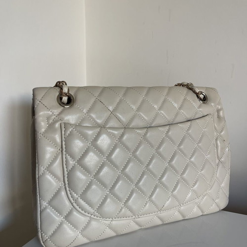 Chanel double flap leather shoulder bag, off white