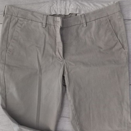 Men's khaki pants like new, size L, green color