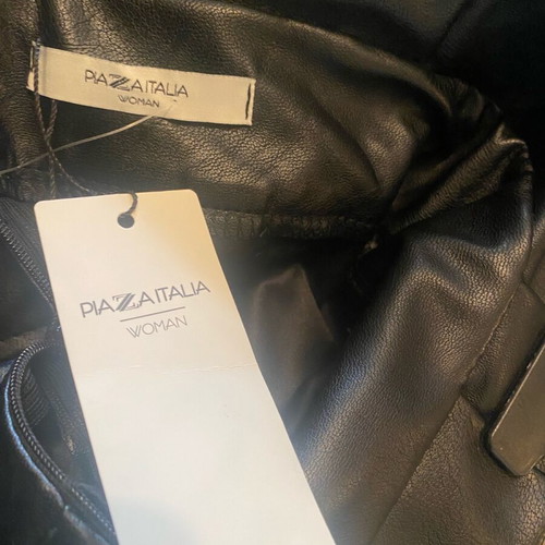 Piazza Italia midi black faux leather skirt new, size XL