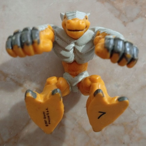 Giochi Preziosi Vintage Gheos Gormiti figure
