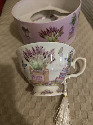 Porcelain cup with saucer new