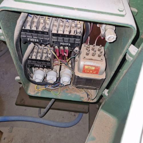 Planing machine used, debarker