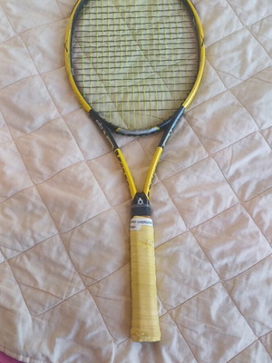 Volkl tennis racket used, 295gr, with clean grip no case